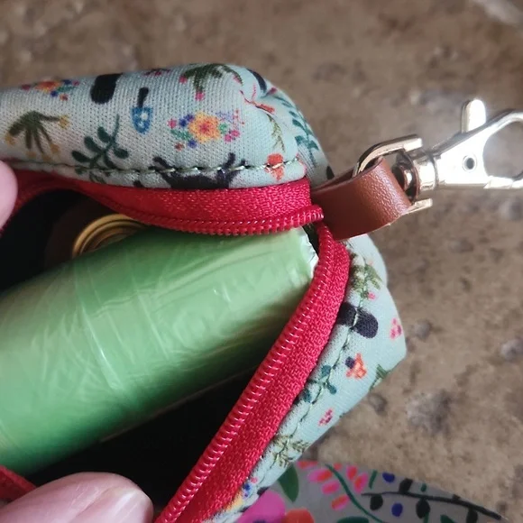 Colorful 'I Love My Dog' Gift Set - Picture 7 of 12